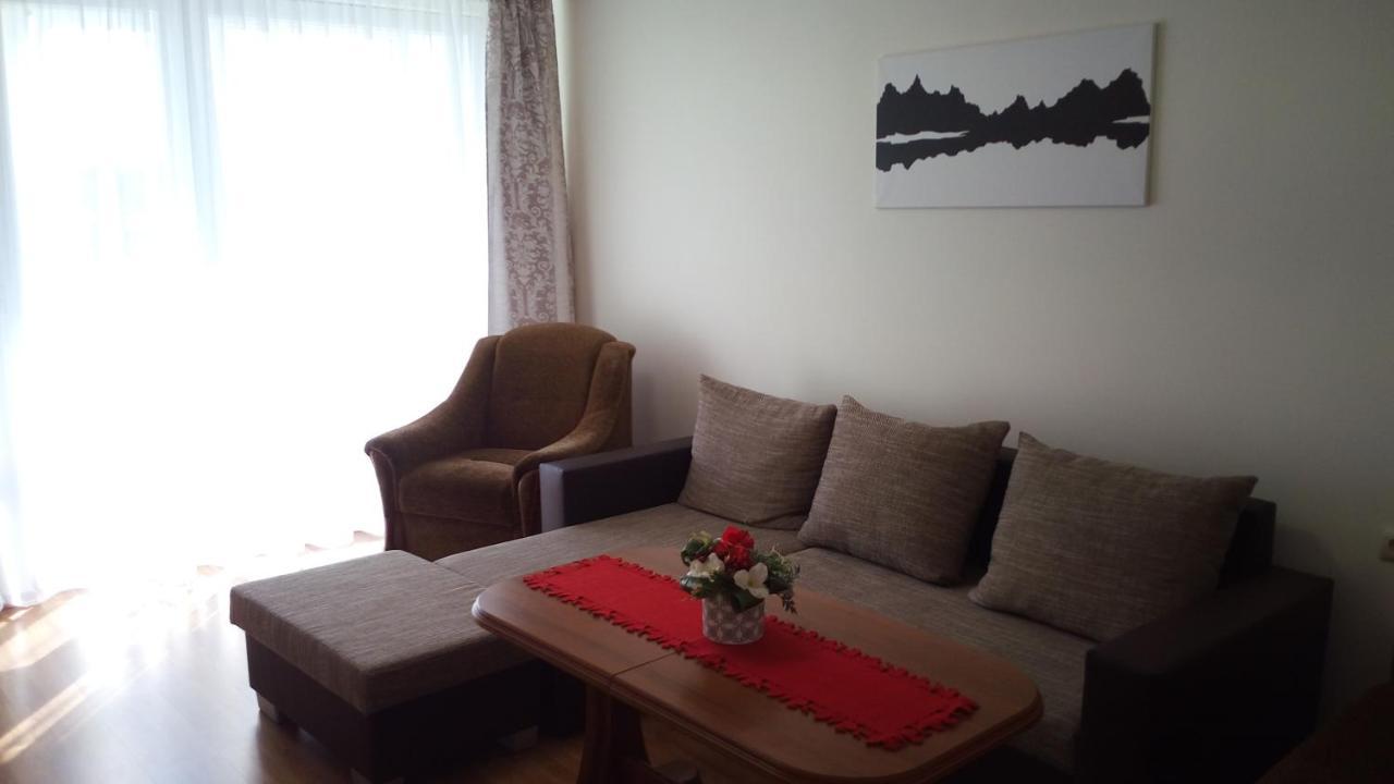 Bright Apartment On Top Panevezys Bagian luar foto