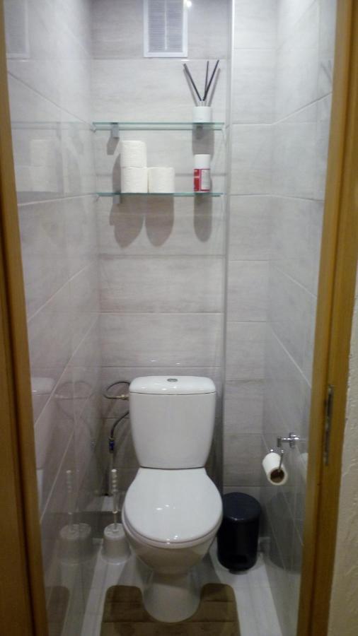 Bright Apartment On Top Panevezys Bagian luar foto